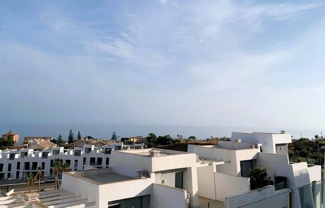 4 sypialnia Dom szeregowy na sprzedaż w Chilches, Vélez-Málaga z basenem - 555 000 € (Ref: 9382441)