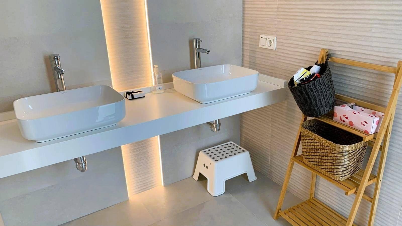 4 sypialnia Dom szeregowy na sprzedaż w Chilches z basenem - 555 000 € (Ref: 9382441)