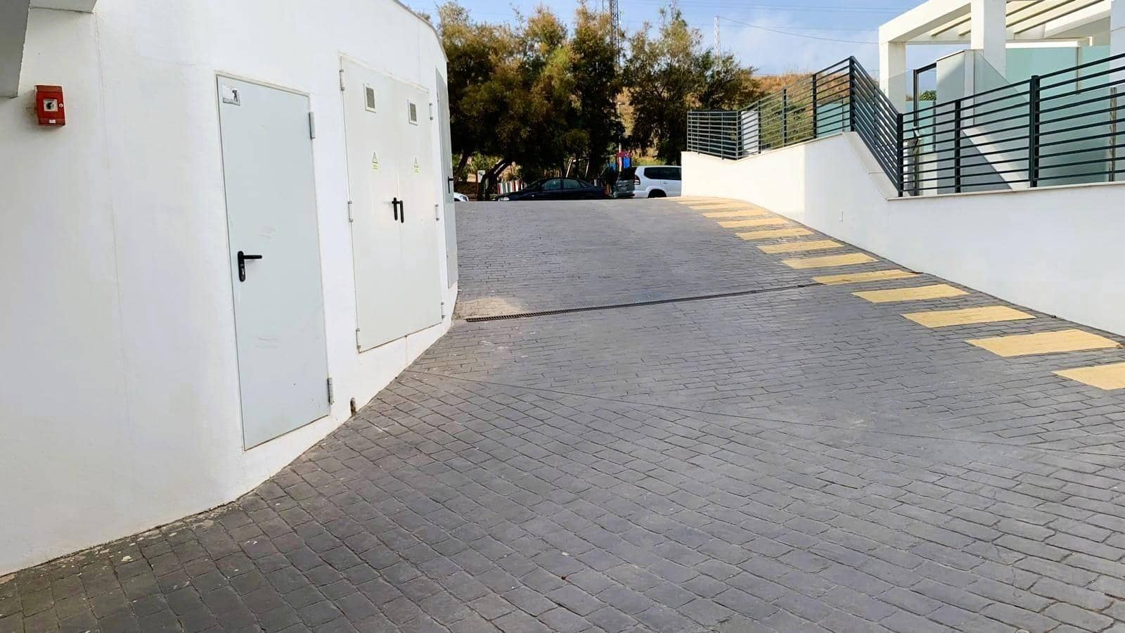 4 sypialnia Dom szeregowy na sprzedaż w Chilches z basenem - 555 000 € (Ref: 9382441)