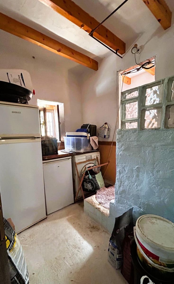 4 sovrum Finca/Hus på landet till salu i Malaga stad - 245 000 € (Ref: 9382446)