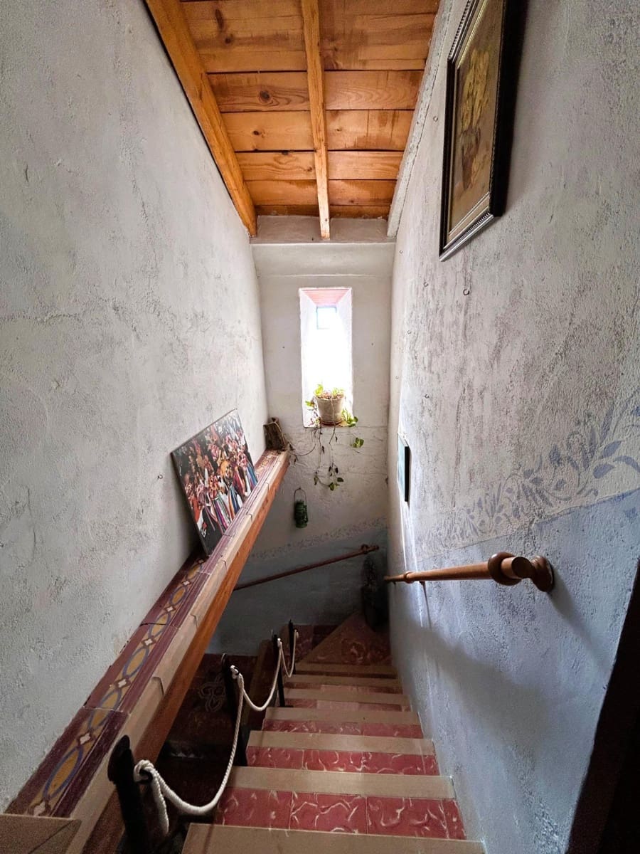 4 sovrum Finca/Hus på landet till salu i Malaga stad - 245 000 € (Ref: 9382446)