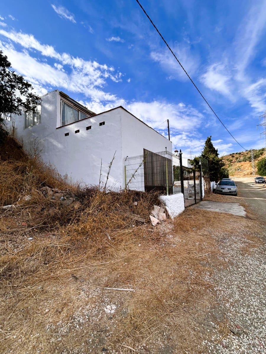 4 sovrum Finca/Hus på landet till salu i Malaga stad - 245 000 € (Ref: 9382446)