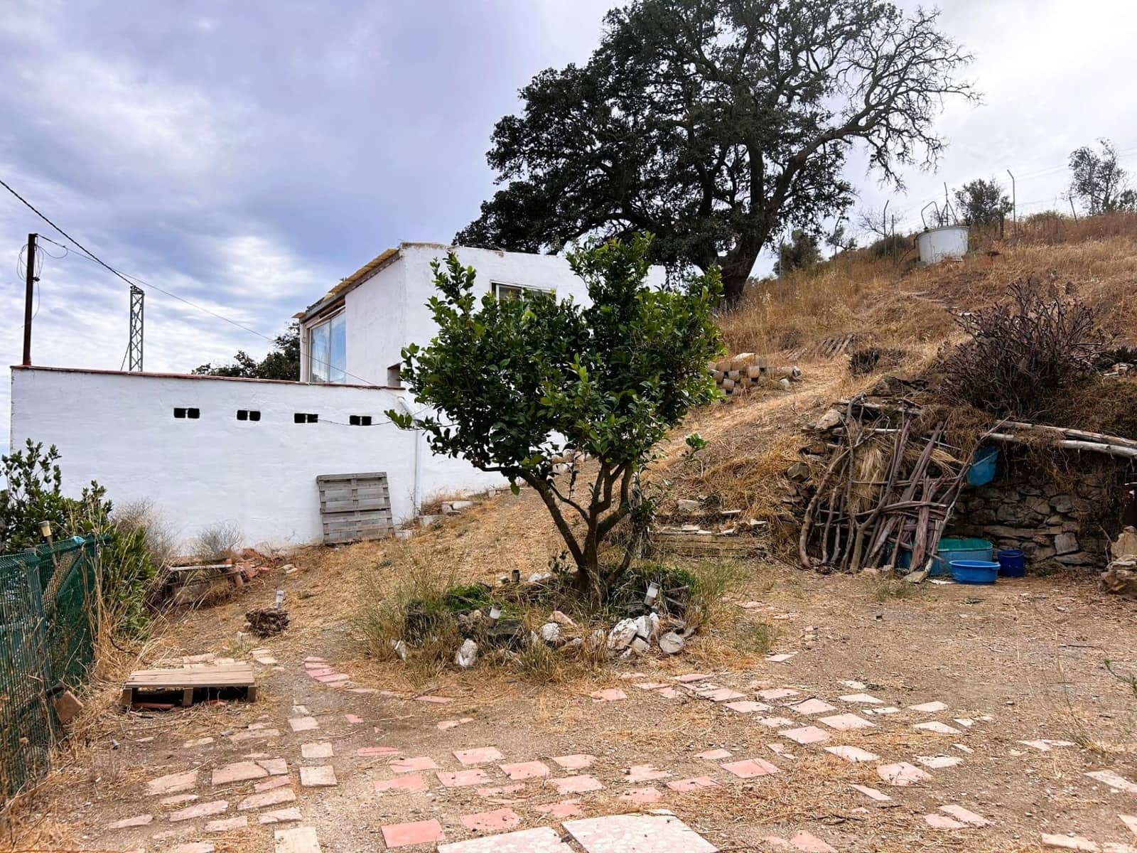 4 sovrum Finca/Hus på landet till salu i Malaga stad - 245 000 € (Ref: 9382446)