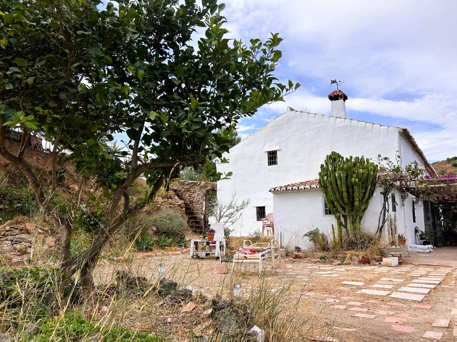 4 sovrum Finca/Hus på landet till salu i Malaga stad - 245 000 € (Ref: 9382446)