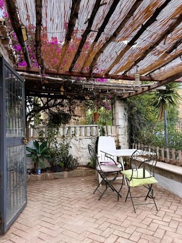 4 bedroom Finca/Country House for sale in Residencial Jardin Botanico, Málaga city - € 224,000 (Ref: 9382446)