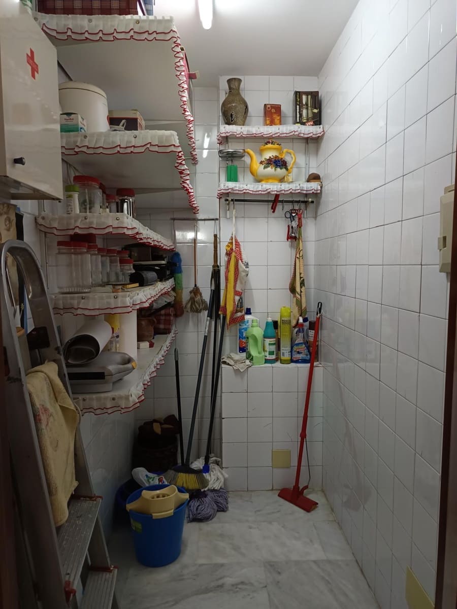 2 makuuhuone Huoneisto myytävänä paikassa Malaga kaupunki mukana 
autotalli - 330 000 € (Ref: 9382450)