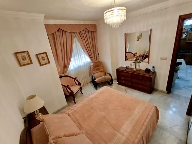 2 makuuhuone Huoneisto myytävänä paikassa La Trinidad, Málaga kaupunki mukana 
autotalli - 330 000 € (Ref: 9382450)