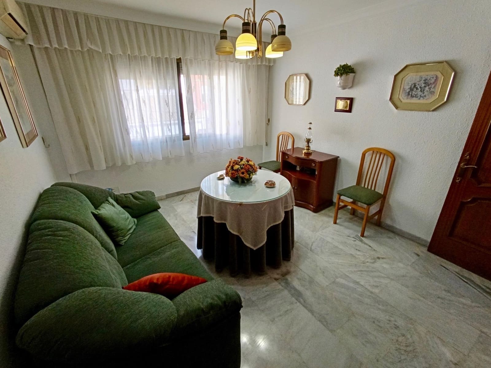 2 soveværelse Lejlighed til salg i Malaga by med garage - € 319.995 (Ref: 9382450)