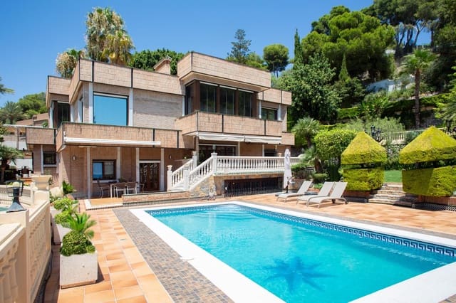 6 soverom Villa til salgs i Pinares de San Antón, Málaga by med svømmebasseng garasje - € 3 450 000 (Ref: 9386001)