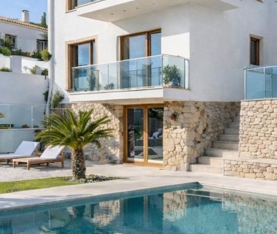 Chalet de 4 habitaciones en Cerrado de Calderon, Málaga ciudad en venta con piscina garaje - 1.185.000 € (Ref: 9387919)