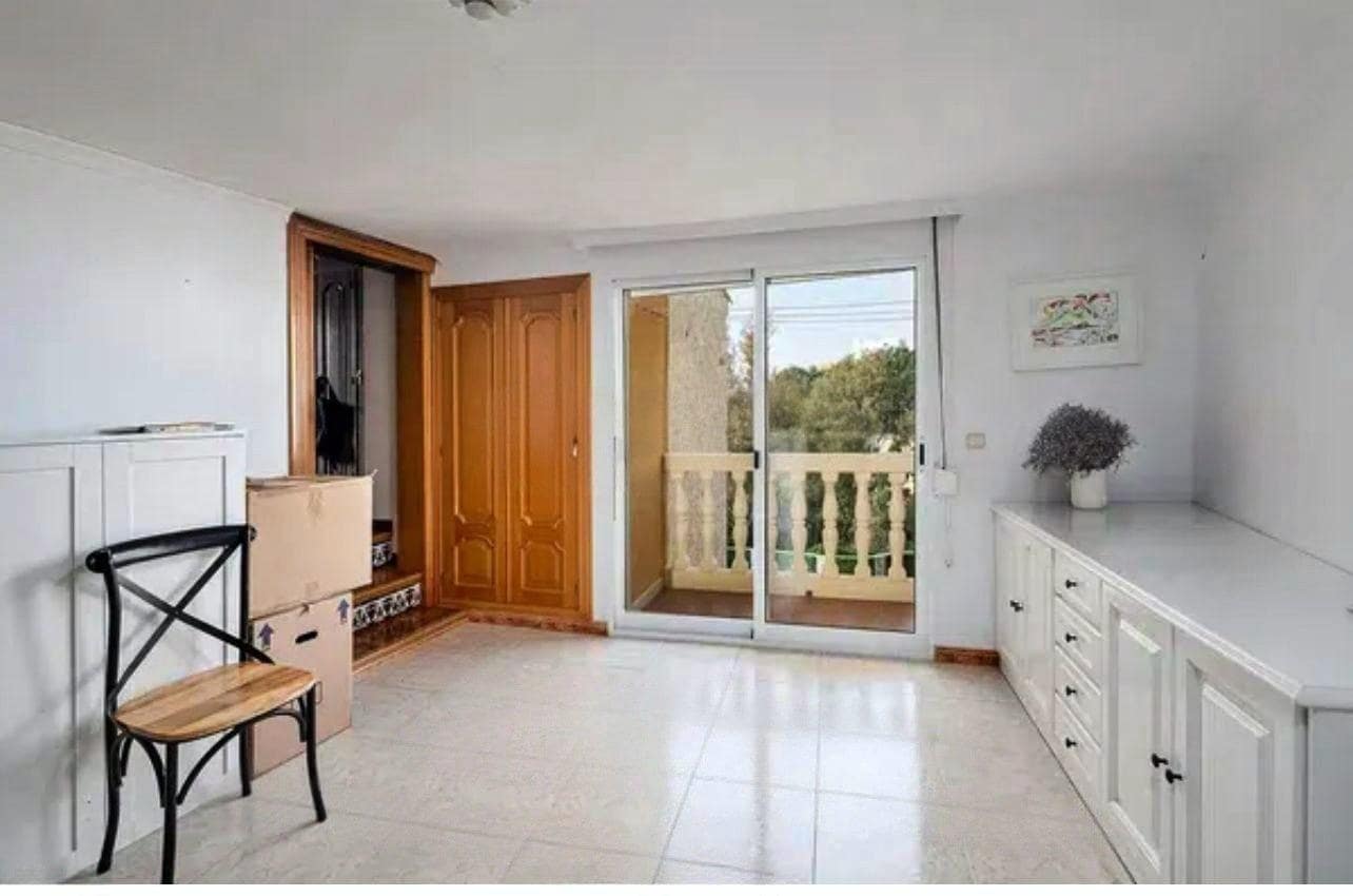 4 sovrum Villa till salu i Malaga stad med pool garage - 1 185 000 € (Ref: 9387919)