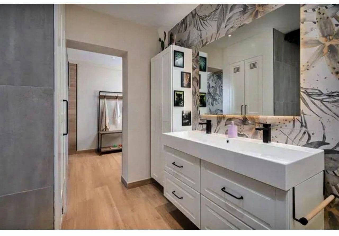 4 sovrum Villa till salu i Malaga stad med pool garage - 1 185 000 € (Ref: 9387919)