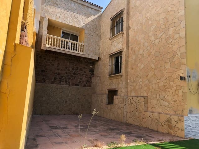4 quarto Moradia para venda em Cerrado de Calderon, Málaga cidade com piscina garagem - 1 185 000 € (Ref: 9387919)
