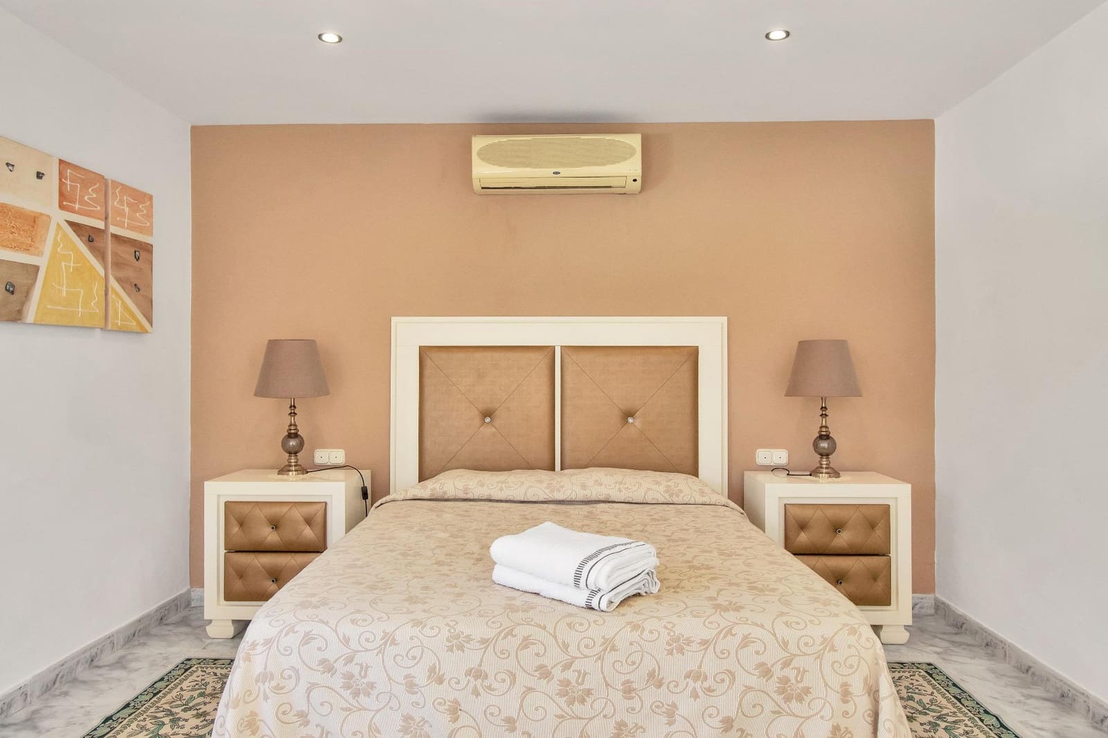 Chalet de 4 habitaciones en San Pedro de Alcantara en venta con piscina garaje - 2.100.000 € (Ref: 9398491)