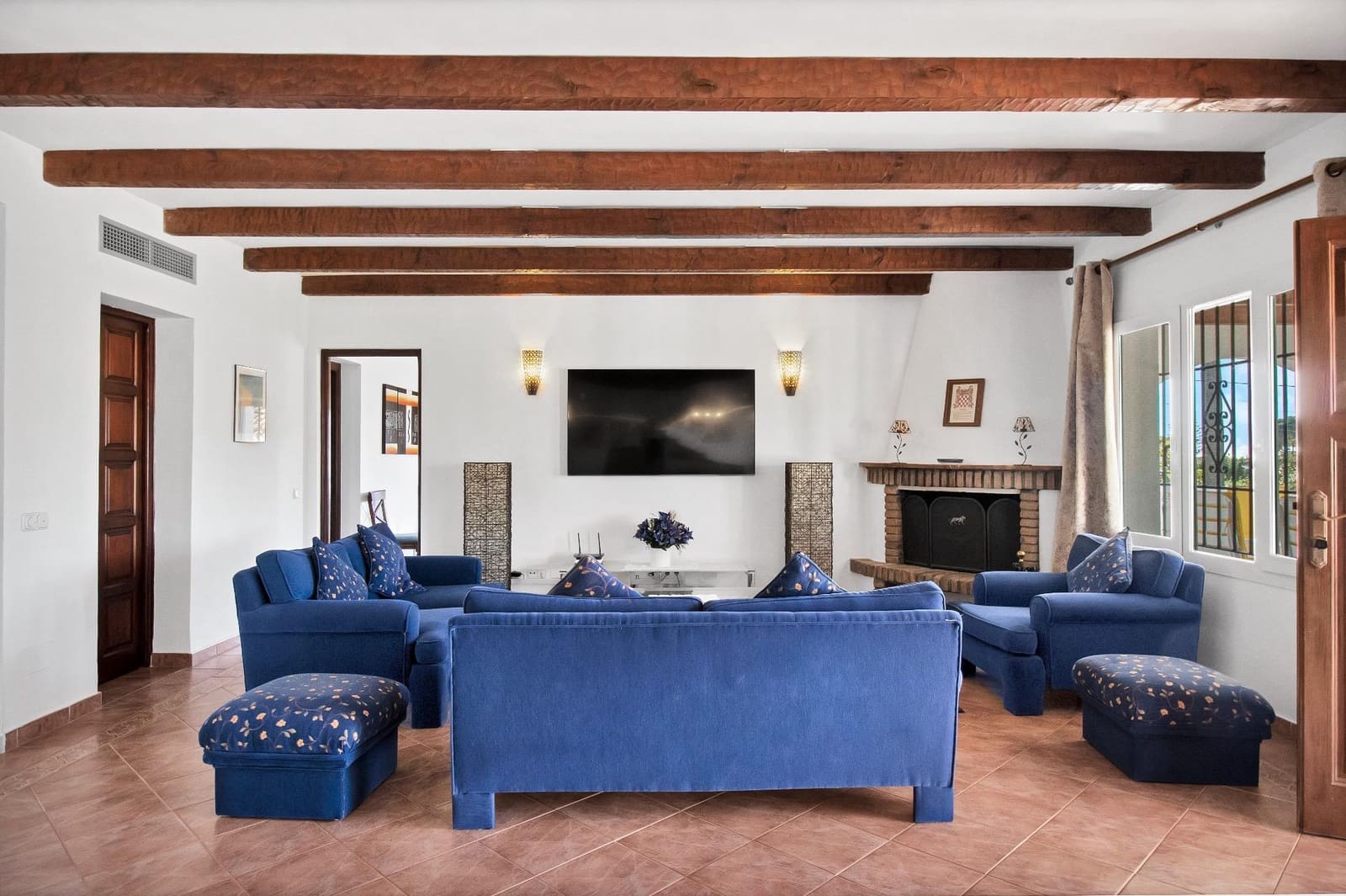 Chalet de 4 habitaciones en San Pedro de Alcantara en venta con piscina garaje - 2.100.000 € (Ref: 9398491)