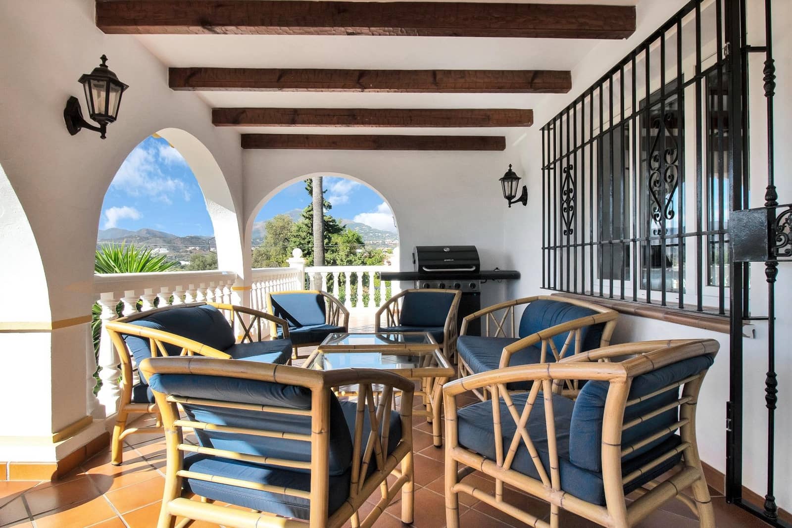 Chalet de 4 habitaciones en San Pedro de Alcantara en venta con piscina garaje - 2.100.000 € (Ref: 9398491)