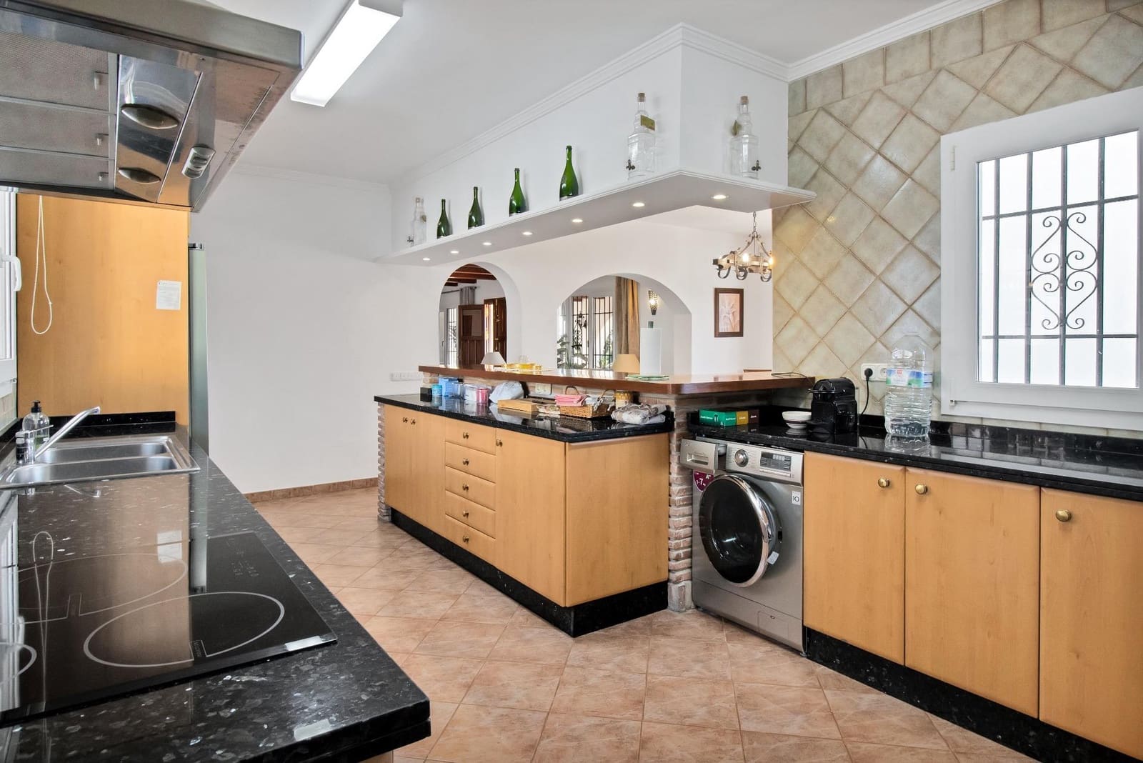 Chalet de 4 habitaciones en San Pedro de Alcantara en venta con piscina garaje - 2.100.000 € (Ref: 9398491)