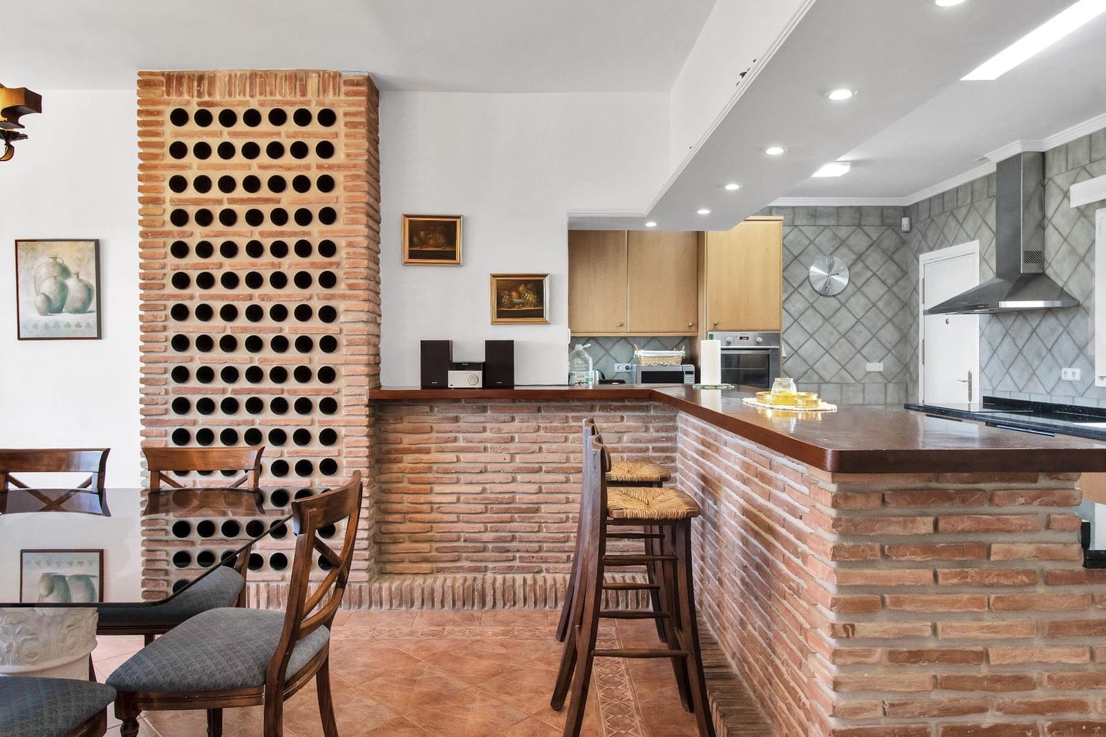 Chalet de 4 habitaciones en San Pedro de Alcantara en venta con piscina garaje - 2.100.000 € (Ref: 9398491)