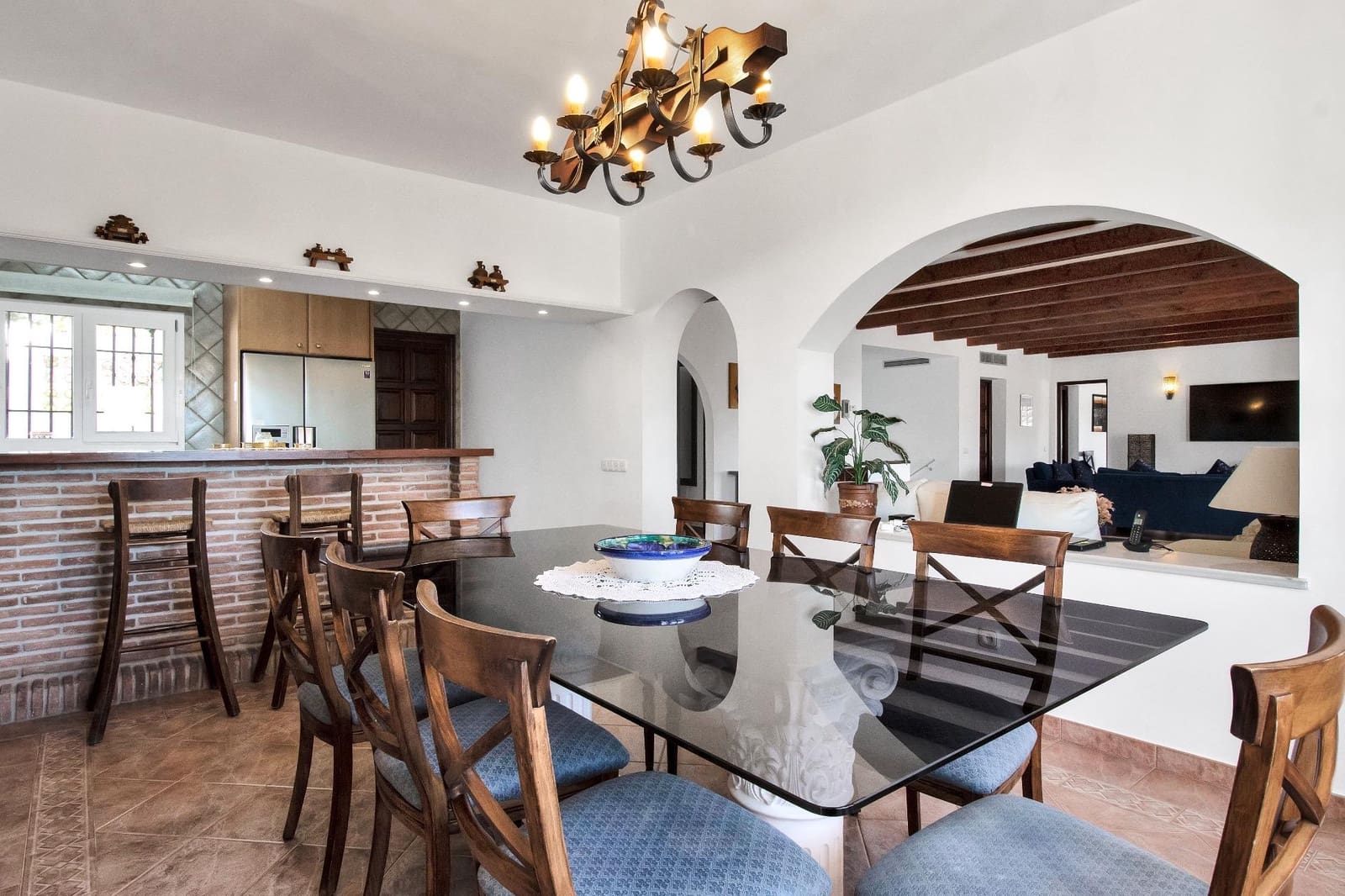 Chalet de 4 habitaciones en San Pedro de Alcantara en venta con piscina garaje - 2.100.000 € (Ref: 9398491)