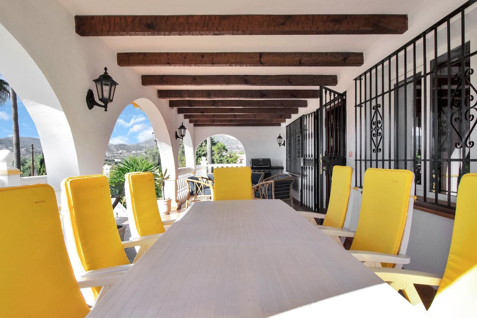 Chalet de 4 habitaciones en San Pedro de Alcantara en venta con piscina garaje - 2.100.000 € (Ref: 9398491)