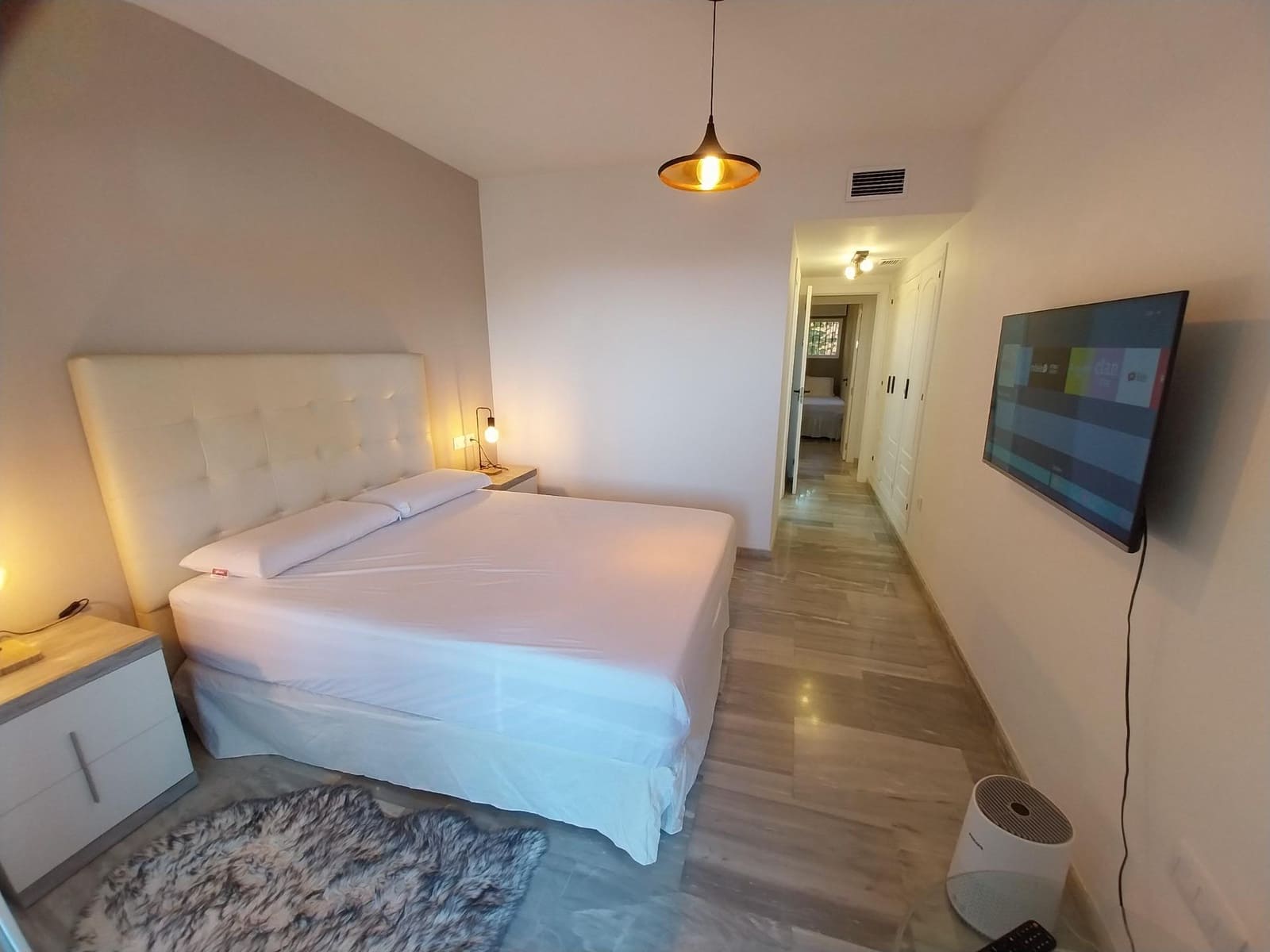 3 soveværelse Lejlighed til leje i Sitio de Calahonda med swimmingpool - € 1.700 (Ref: 9398492)