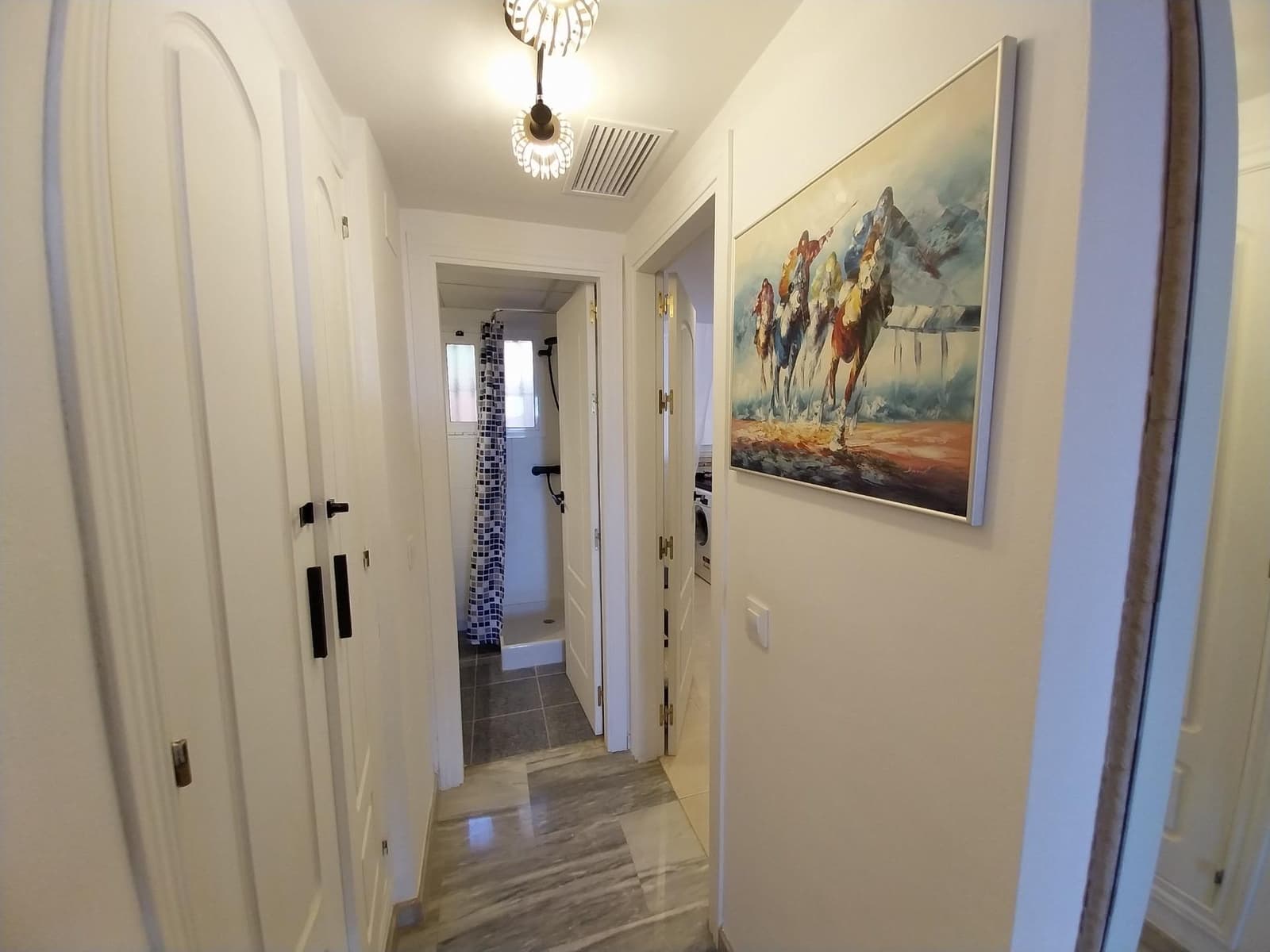 3 soveværelse Lejlighed til leje i Sitio de Calahonda med swimmingpool - € 1.700 (Ref: 9398492)