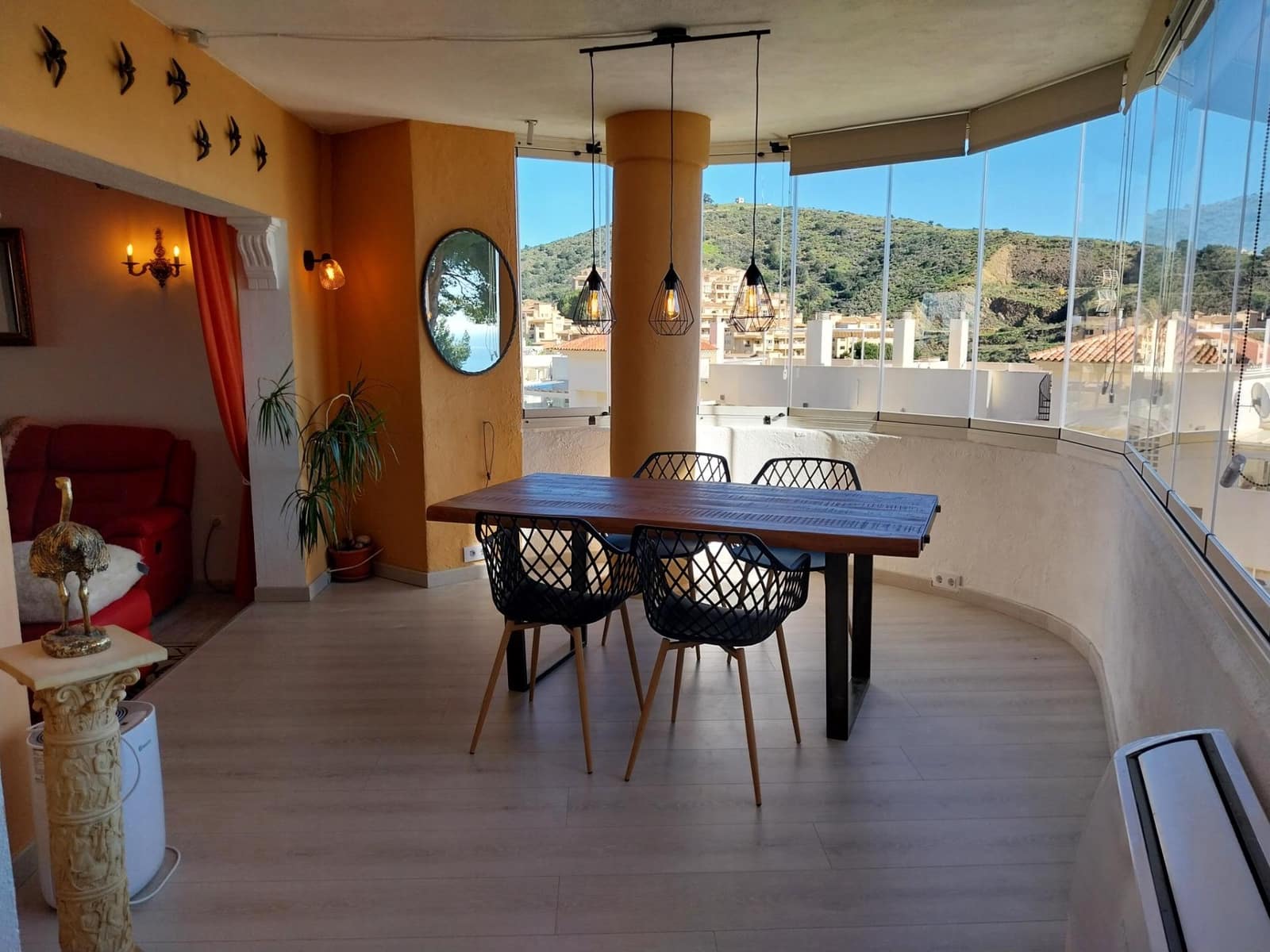 3 soveværelse Lejlighed til leje i Sitio de Calahonda med swimmingpool - € 1.700 (Ref: 9398492)