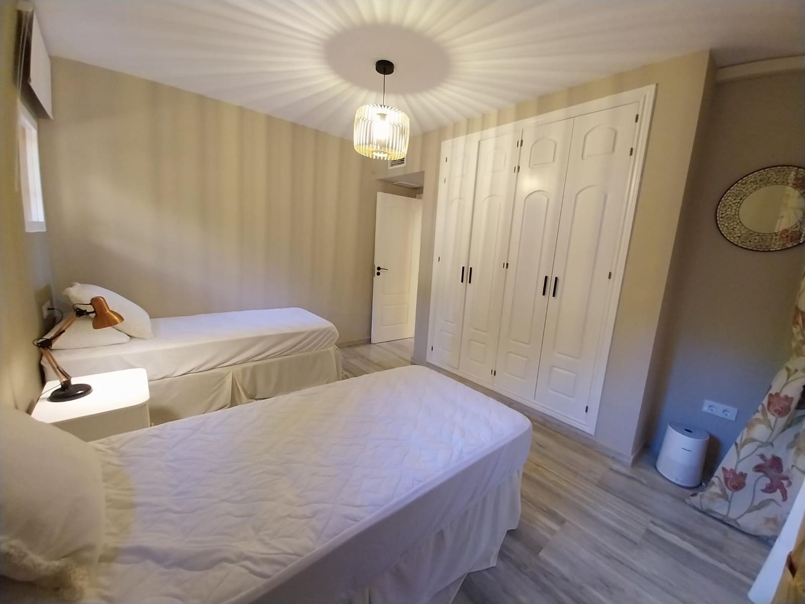 3 soveværelse Lejlighed til leje i Sitio de Calahonda med swimmingpool - € 1.700 (Ref: 9398492)