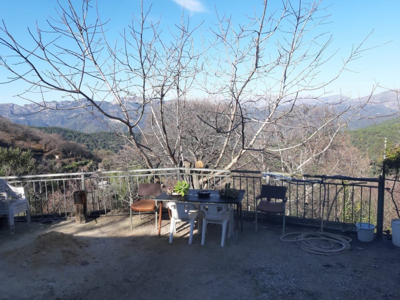 3 makuuhuone Maalaistalo myytävänä paikassa Jubrique - 235 000 € (Ref: 9399761)