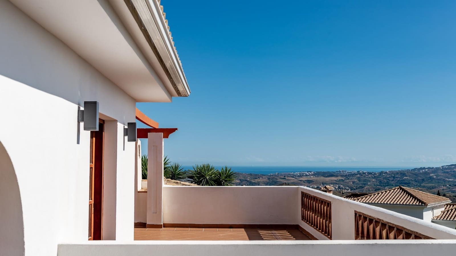 4 soverom Villa til salgs i Valtocado med svømmebasseng garasje - € 1 390 000 (Ref: 9399773)