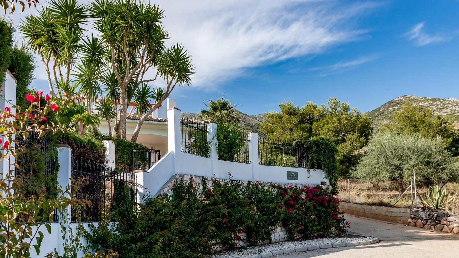 4 soverom Villa til salgs i Valtocado med svømmebasseng garasje - € 1 390 000 (Ref: 9399773)