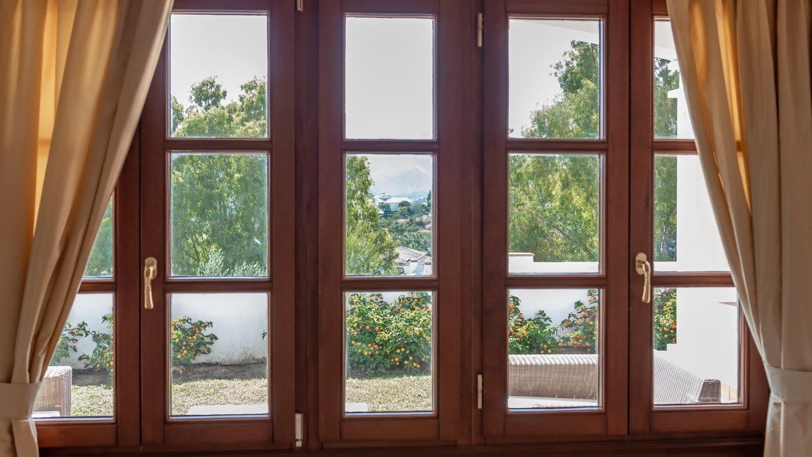 4 soverom Villa til salgs i Valtocado med svømmebasseng garasje - € 1 390 000 (Ref: 9399773)