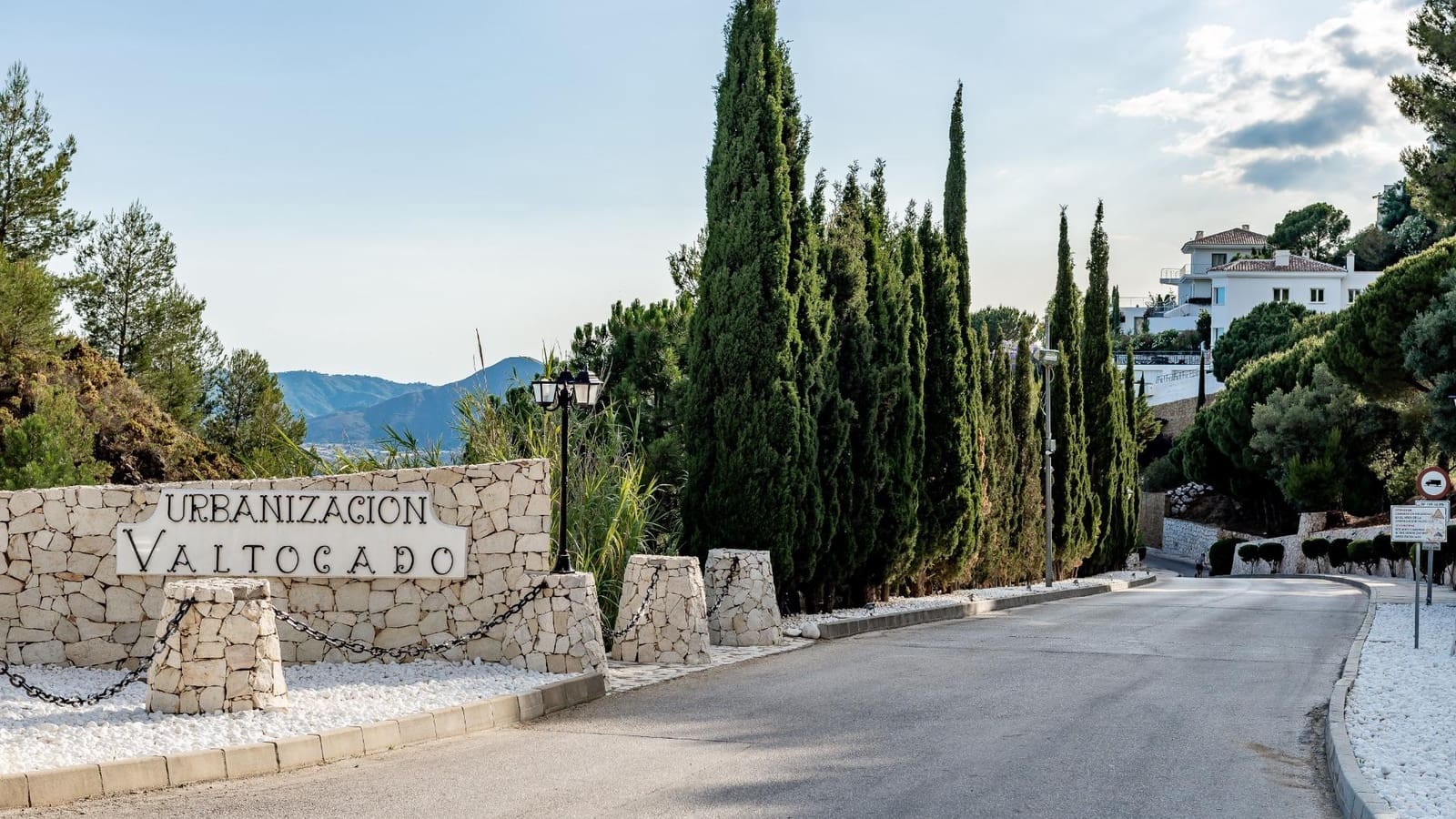 4 soverom Villa til salgs i Valtocado med svømmebasseng garasje - € 1 390 000 (Ref: 9399773)