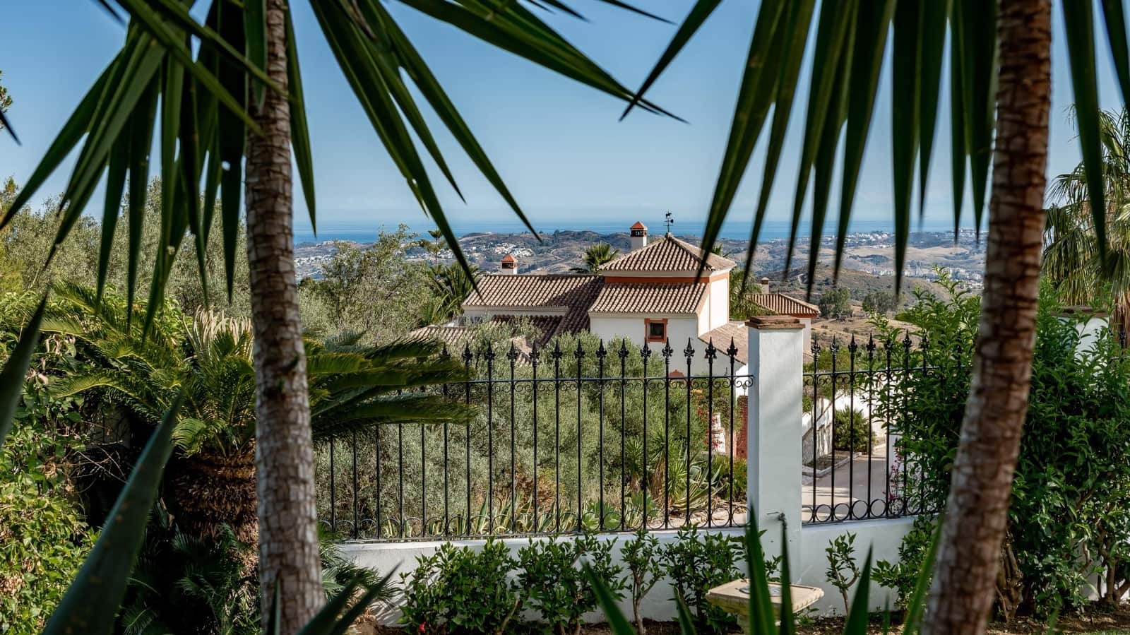 4 soverom Villa til salgs i Valtocado med svømmebasseng garasje - € 1 390 000 (Ref: 9399773)