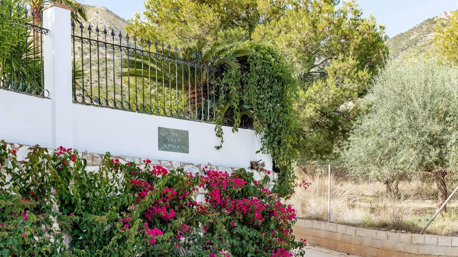 4 soverom Villa til salgs i Valtocado med svømmebasseng garasje - € 1 390 000 (Ref: 9399773)