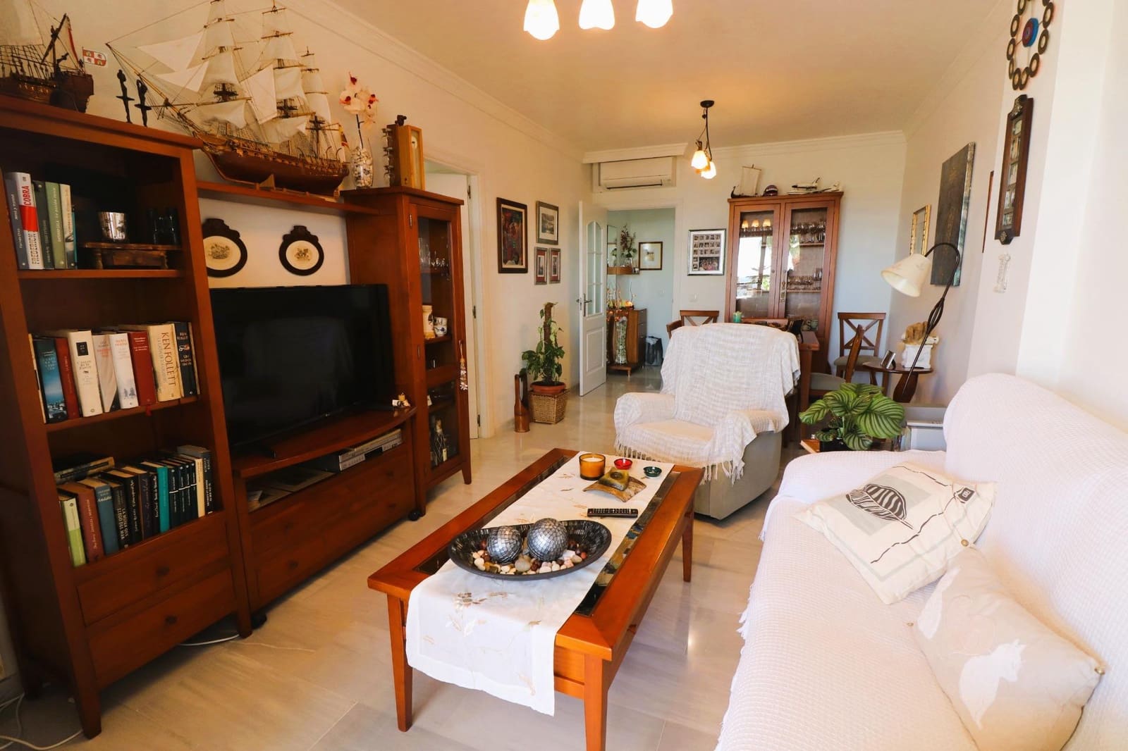 1 slaapkamer Appartement te huur in Mijas met zwembad garage - € 1.200 (Ref: 9399777)