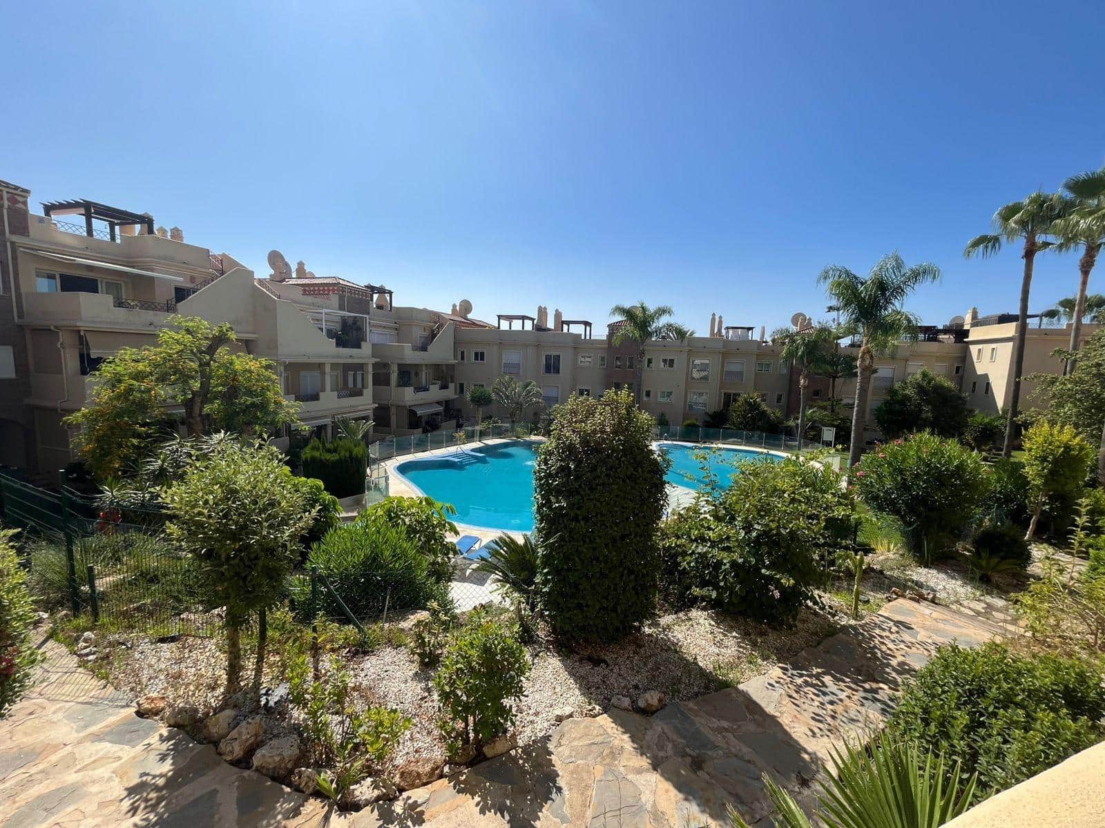 2 sypialnia Apartament na sprzedaż w Estepona z basenem garażem - 332 500 € (Ref: 9399783)