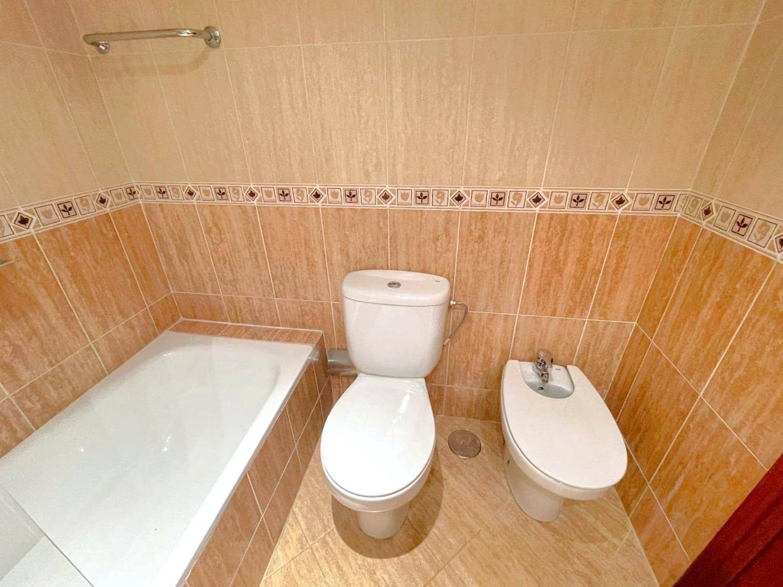 2 bedroom Penthouse for sale in Manilva with pool - € 286,000 (Ref: 9399786)