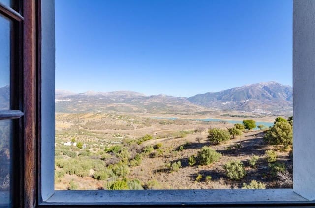 12 soverom Hotell til salgs i Viñuela med garasje - € 389 000 (Ref: 9399796)