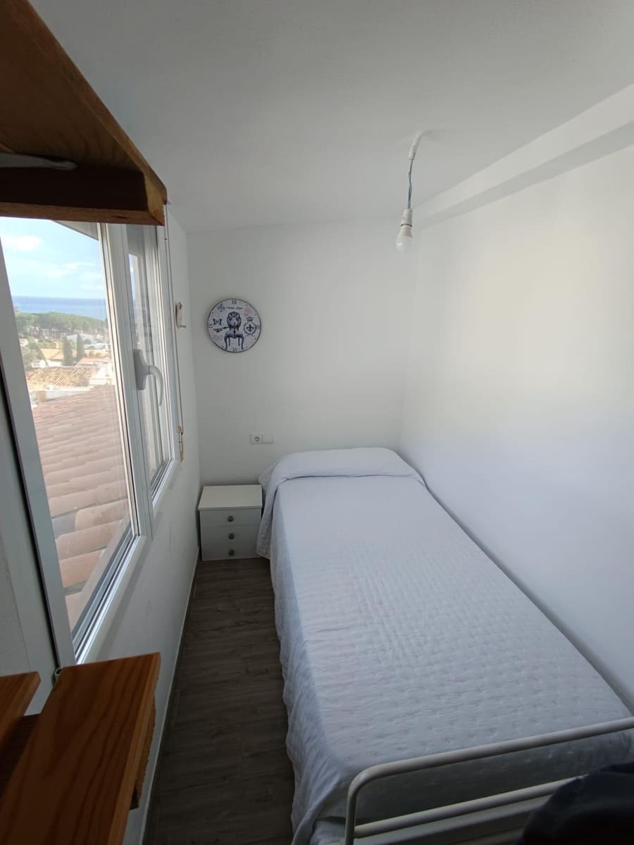 4 soveværelse Rækkehus til salg i Sitio de Calahonda med swimmingpool - € 395.000 (Ref: 9470380)