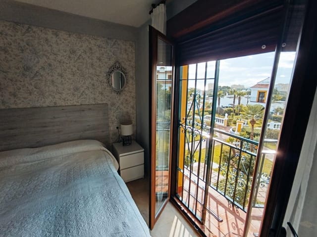 4 sypialnia Dom szeregowy na sprzedaż w Sitio de Calahonda, Mijas z basenem - 395 000 € (Ref: 9470380)