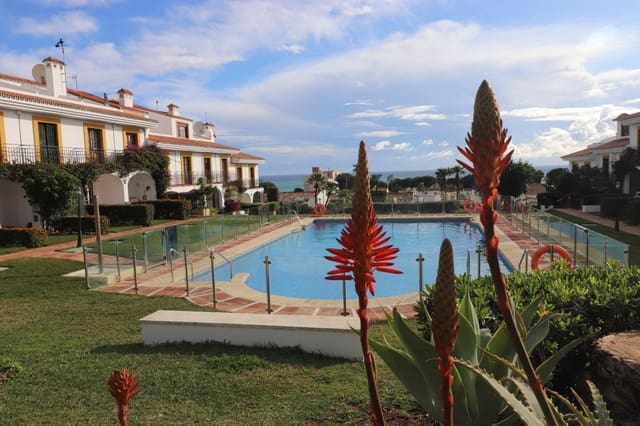 4 slaapkamer Rijtjeshuis te koop in Sitio de Calahonda, Mijas met zwembad - € 420.000 (Ref: 9470380)