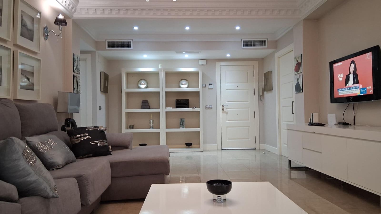 2 slaapkamer Flat te koop in Churriana met zwembad - € 395.000 (Ref: 9470381)