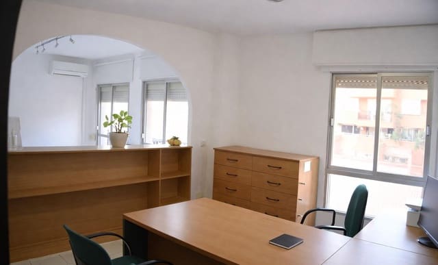 4 Zimmer Wohnung zu verkaufen in Zona Puerto Deportivo, Fuengirola - 380.000 € (Ref: 9472977)