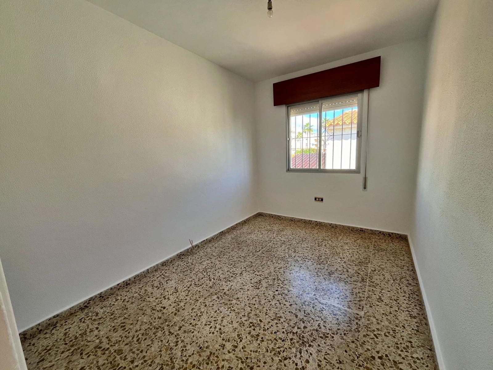 3 soveværelse Rækkehus til leje i Torre de Benagalbon - € 1.400 (Ref: 9513427)