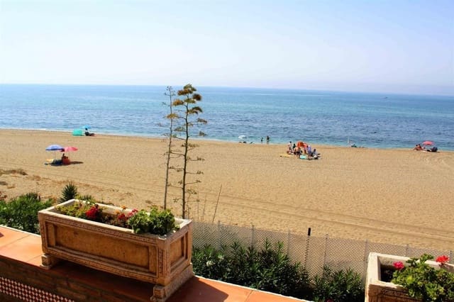 Chalet de 7 habitaciones en Cabopino, Marbella en venta con piscina garaje - 9.600.000 € (Ref: 9548199)