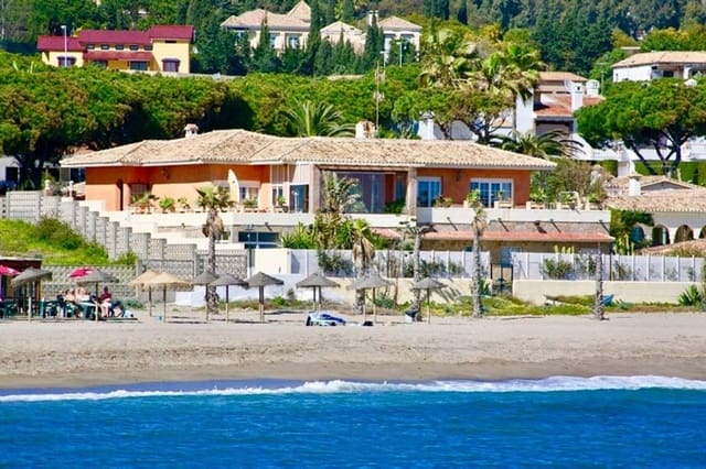 Chalet de 7 habitaciones en Cabopino, Marbella en venta con piscina garaje - 9.600.000 € (Ref: 9548199)