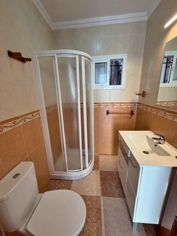 5 soveværelse Villa til salg i Málaga by - € 320.000 (Ref: 9625582)