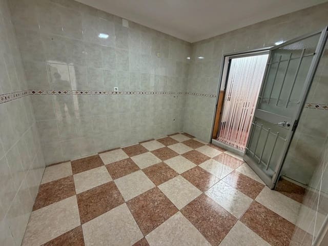5 soveværelse Villa til salg i Málaga by - € 320.000 (Ref: 9625582)