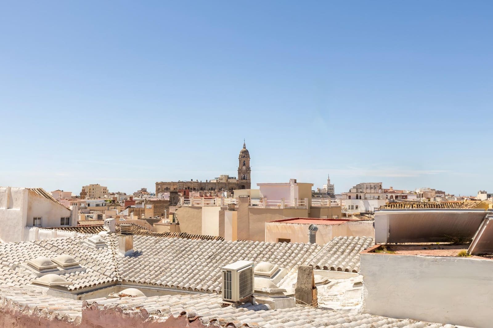 3 soverom Penthouse til salgs i Malaga by med garasje - € 1 150 000 (Ref: 9707530)